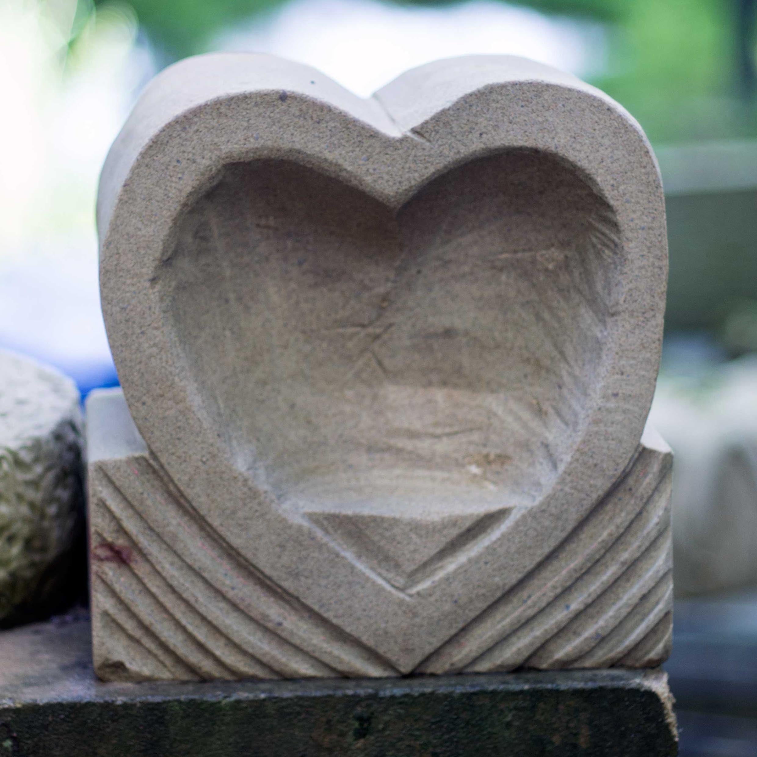 Small love heart Sculpture by Andrew Vickers (Stoneface) - Joe Scarborough Art